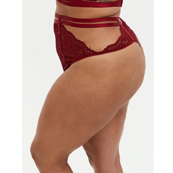 NWT TORRID 2 PAIR! Black and red high waist cut out thong panties - Picture 5 of 11